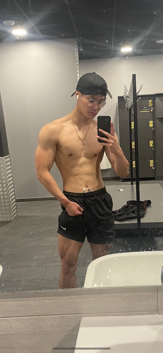 CHAMPION D’EUROPE ❤️💙 tweet media