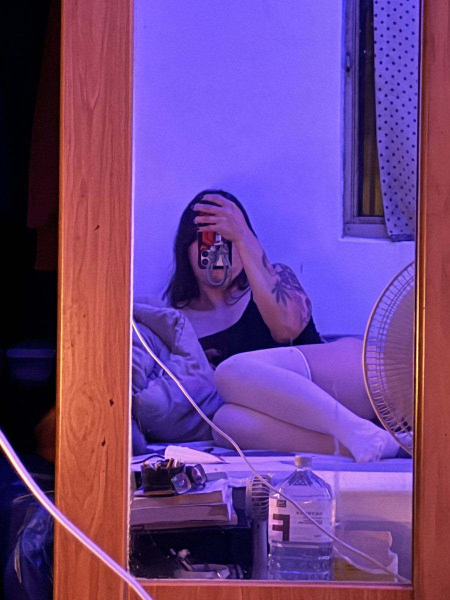 Bitch. Ariel tweet media