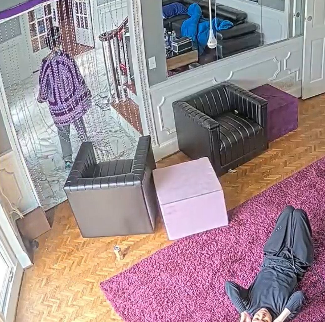 Sims 🐍 tweet media