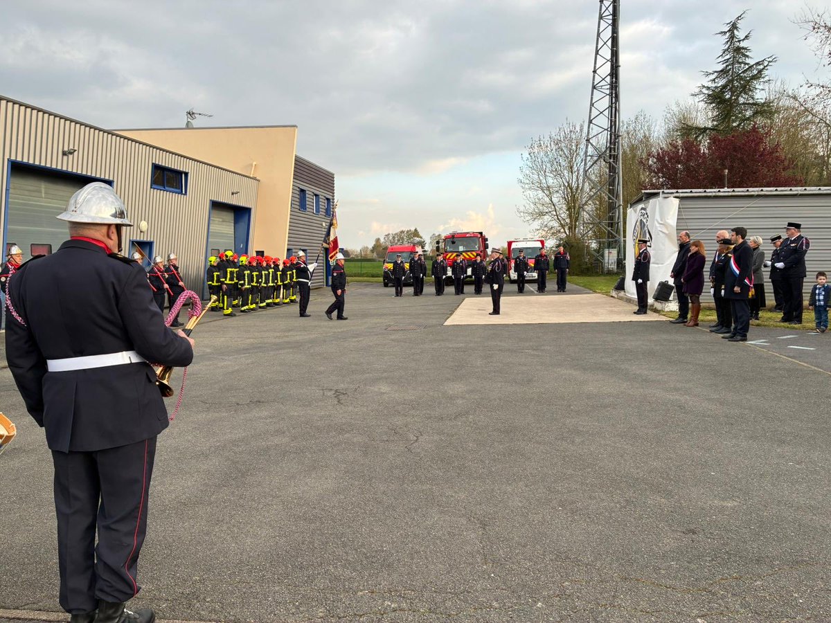 Sapeurs-Pompiers 77 tweet media