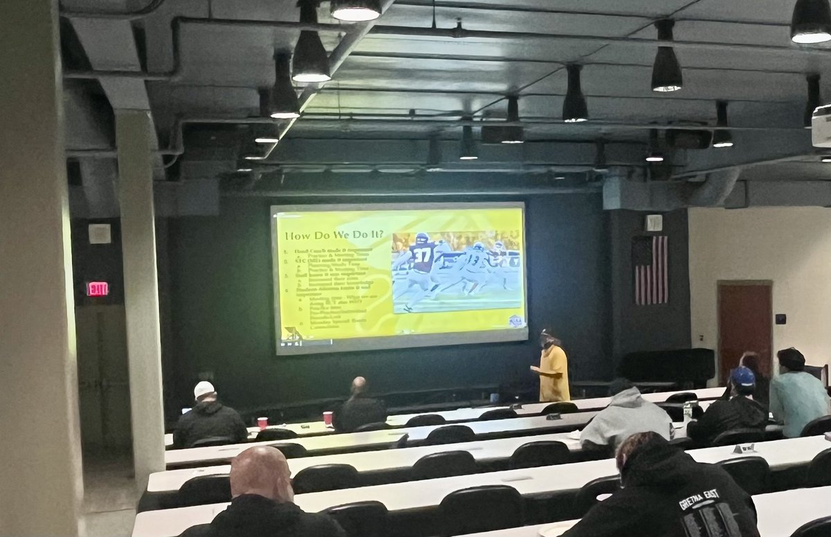 Coach McQuillan tweet media