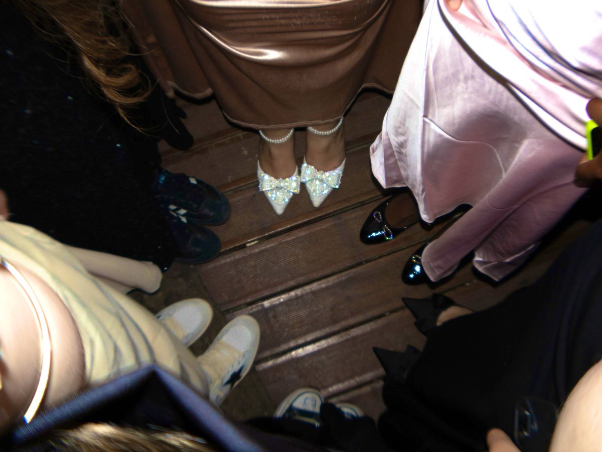 Kat⚡️ tweet media