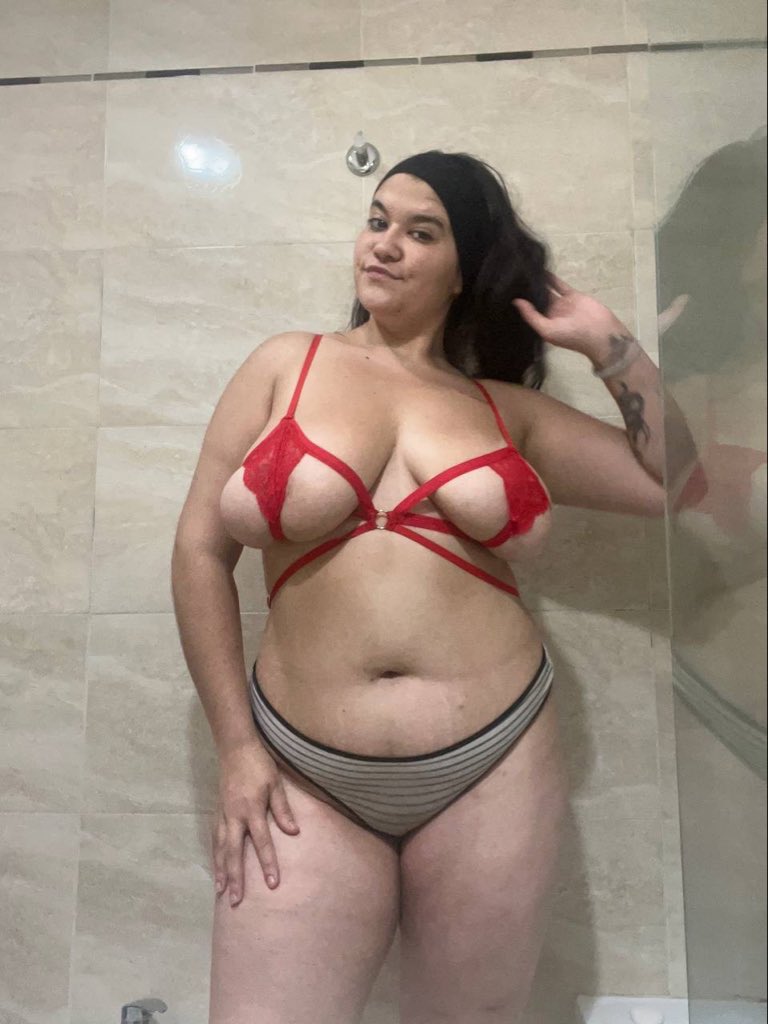 Ashley tweet media