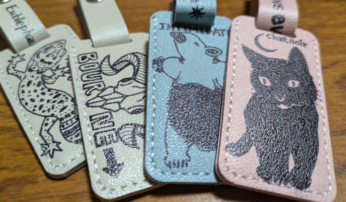 yuauoazzurro's tweet image. #まるデザ #K26 #まるデザチラ見せ隊 #ネームタグ #コアリクイ #レオパ #猫 #骸骨 #Azzurro.
やっと手を付けたけど
筆先が何かに操られるようになってきた
のでもう寝ますm(_ _川)m
羊毛〜✴️
明日こそはできるのだろうか
お腹が崩れないことを祈る…