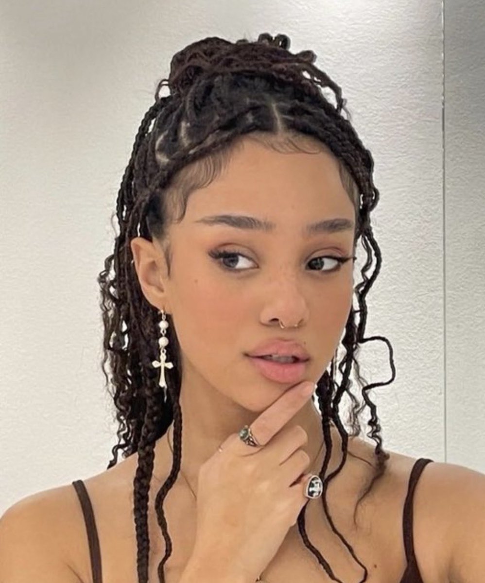 Moon - 𝔇𝔬 𝔦𝔱 🩷🩶 tweet media