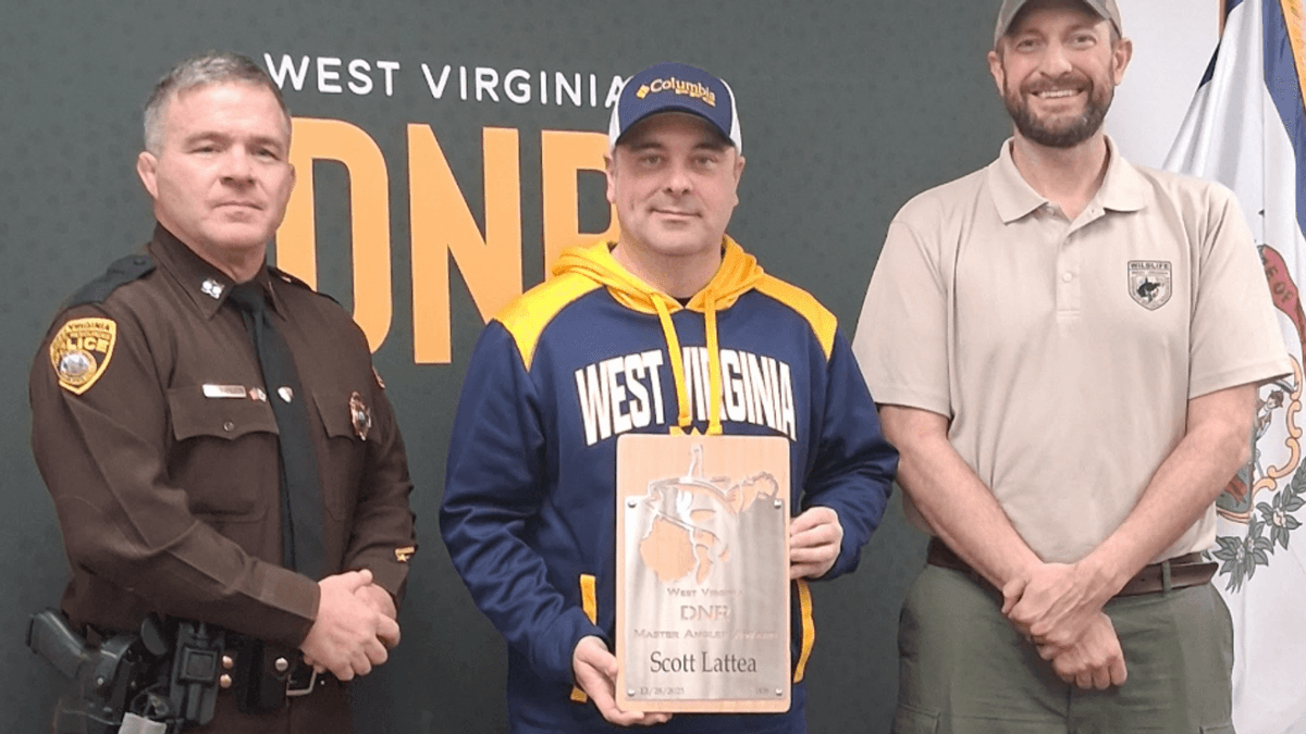 BrandonHuffman9's tweet photo. A Harrison County fisherman recently became West Virginia's eighth Master Angler Award recipient.Scott Lattea earned the designation after catching 22 fish...
https://t.co/HgUP0kkA4V https://t.co/KBjWrtnYJm