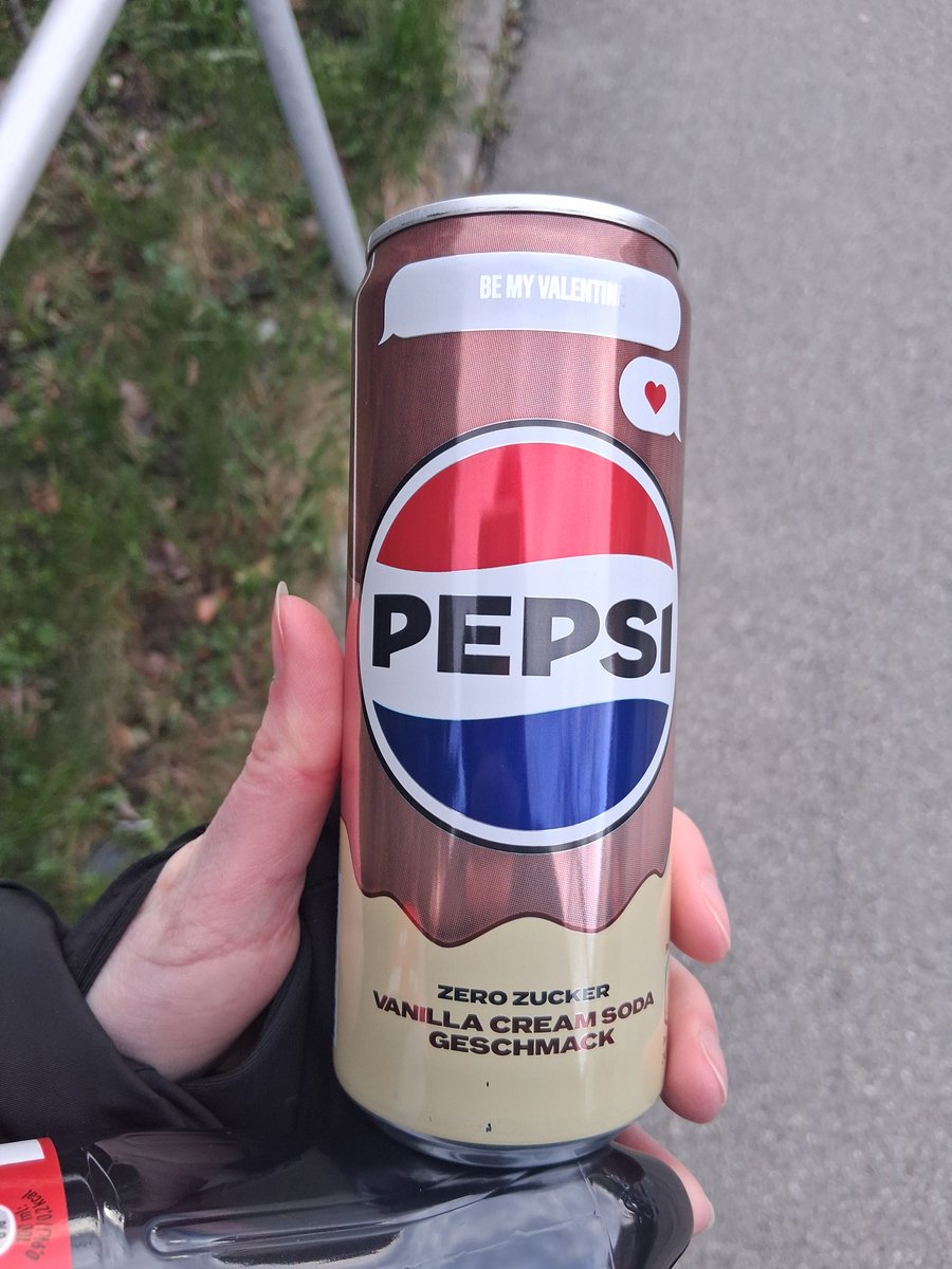 nomnom (somebody fucking end me) tweet media