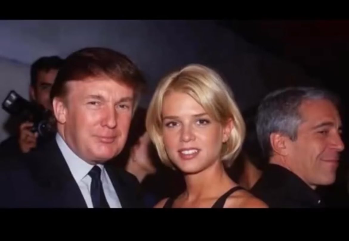 Go_Comets tweet media