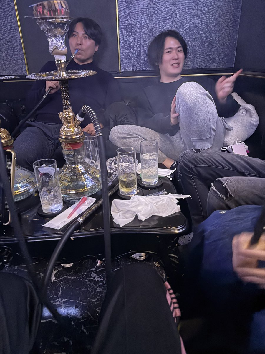 でべそ tweet media