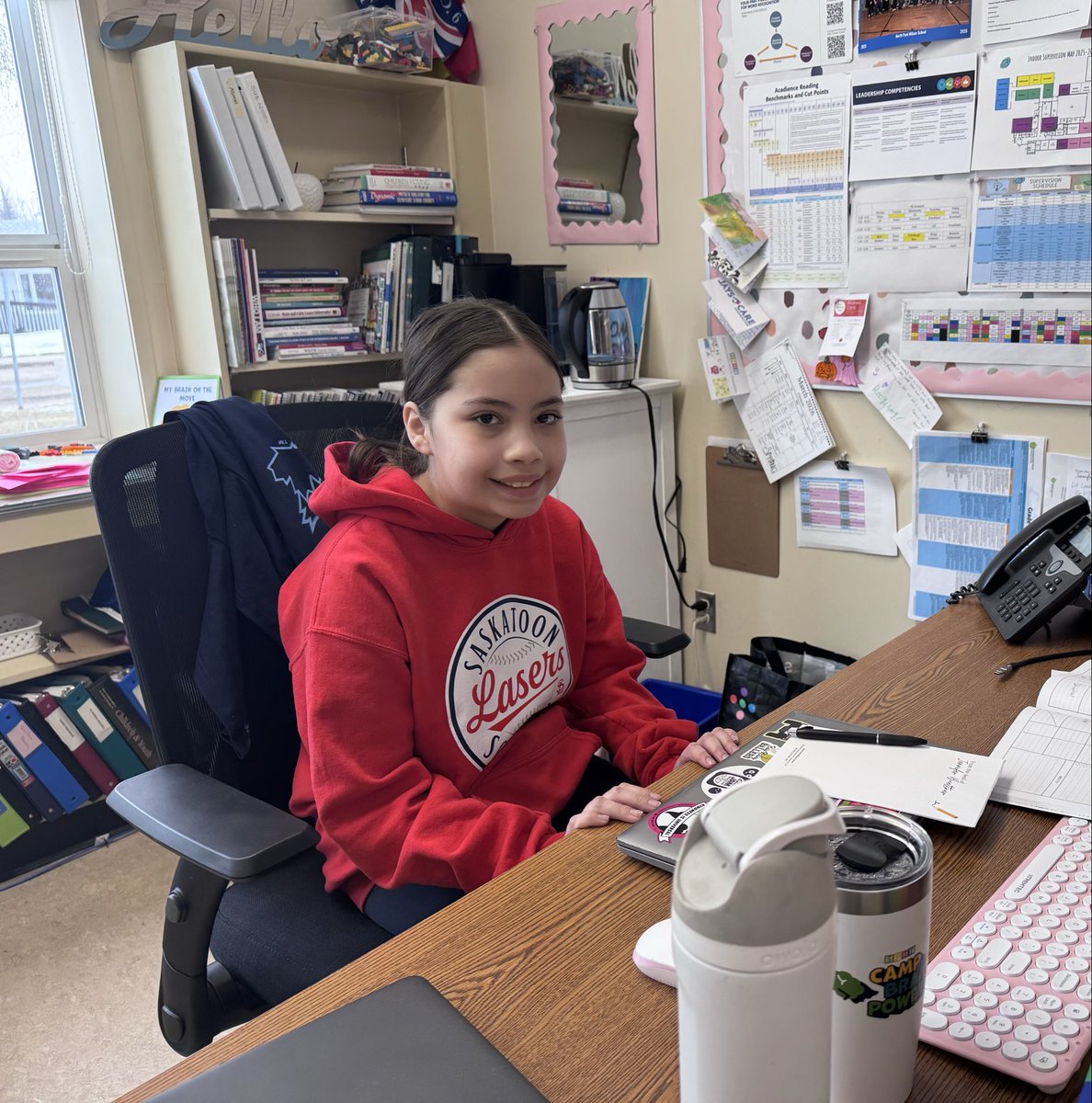 NPWschool's tweet photo. Meet our Principal and Vice Principal for a Day!  Principal Paige and VP Aubree showed exceptional dedication and  leadership to their new roles 🤩 #spslearn @NPWschool @StoonPubSchools https://t.co/oHR7ae33Mw