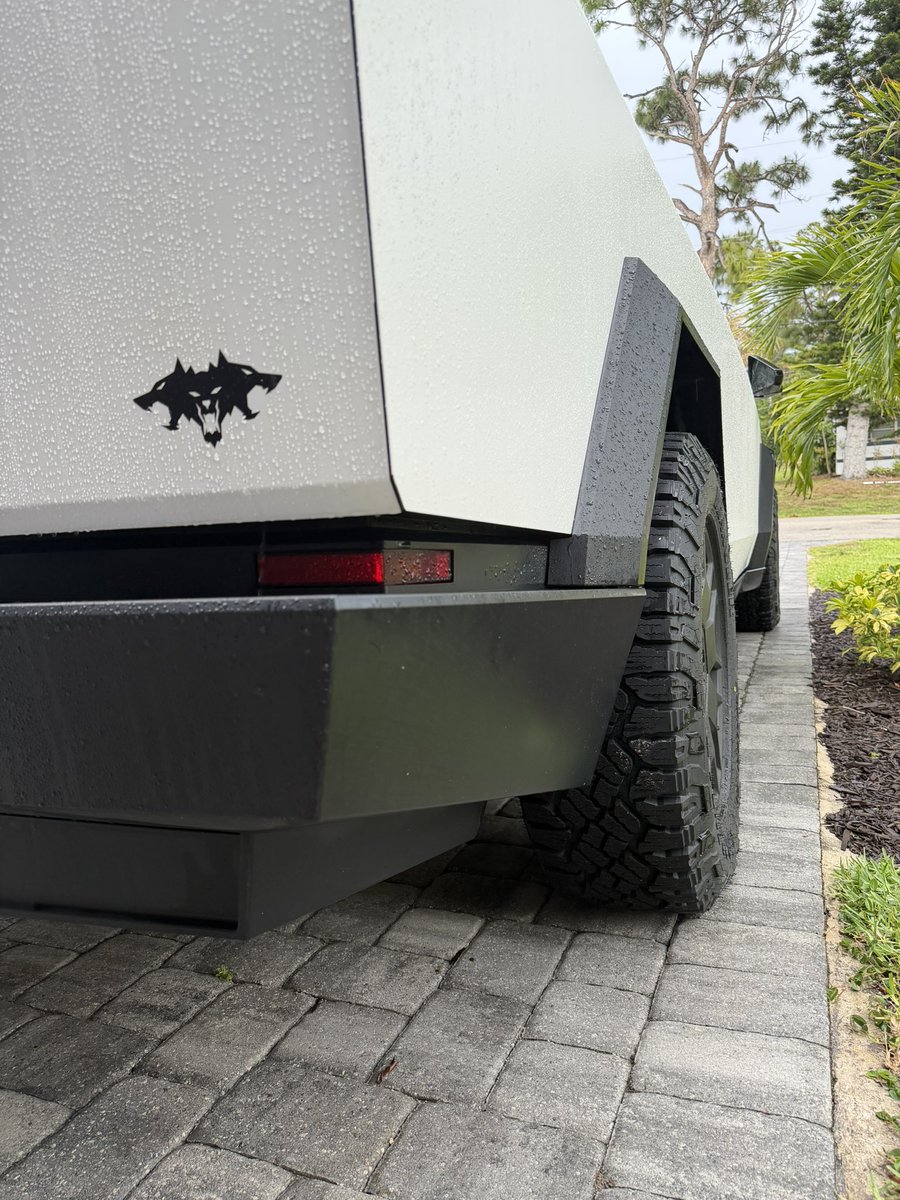 teslajake tweet media