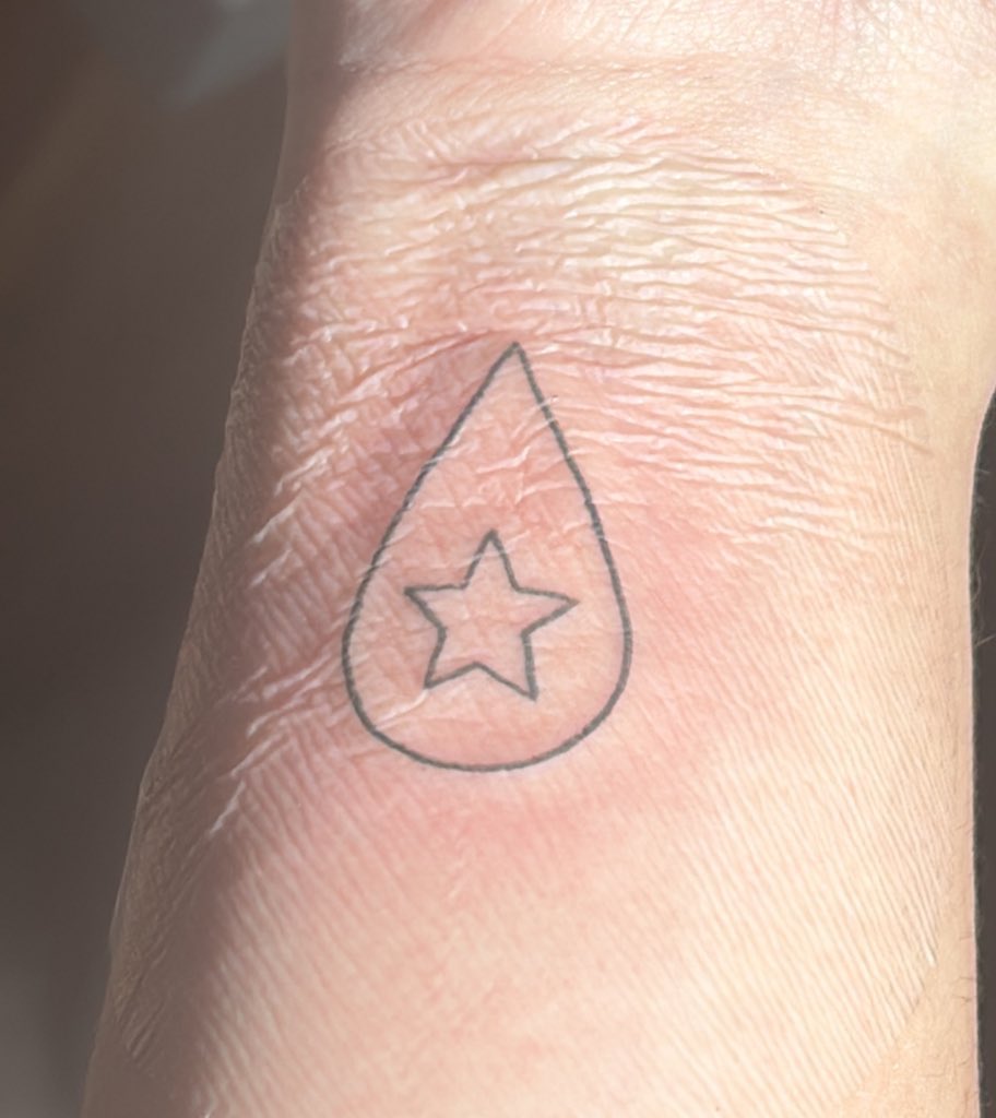 gray ⚓︎ tweet media