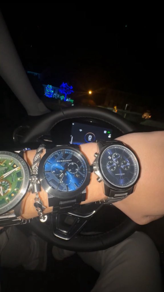 🦶Aeneas🦶 tweet media