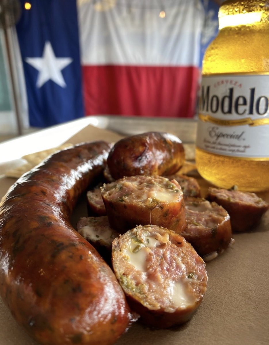 StilesSwitchBBQ's tweet image. April ⛳️ 🔥 HOUSE MADE SAUSAGE OF THE MONTH! 🔥 CHILE RELLENO SAUSAGE - packed with Smoked Poblano, Pepper Jack Cheese, Ancho Chili, Garlic, &amp;amp; Cumin. 50/50 Beef &amp;amp; Pork link. Served with a side of house-made verde sauce for dipping. 
#TexasBBQ #BBQ #AustinTX #Barbecue #ATX