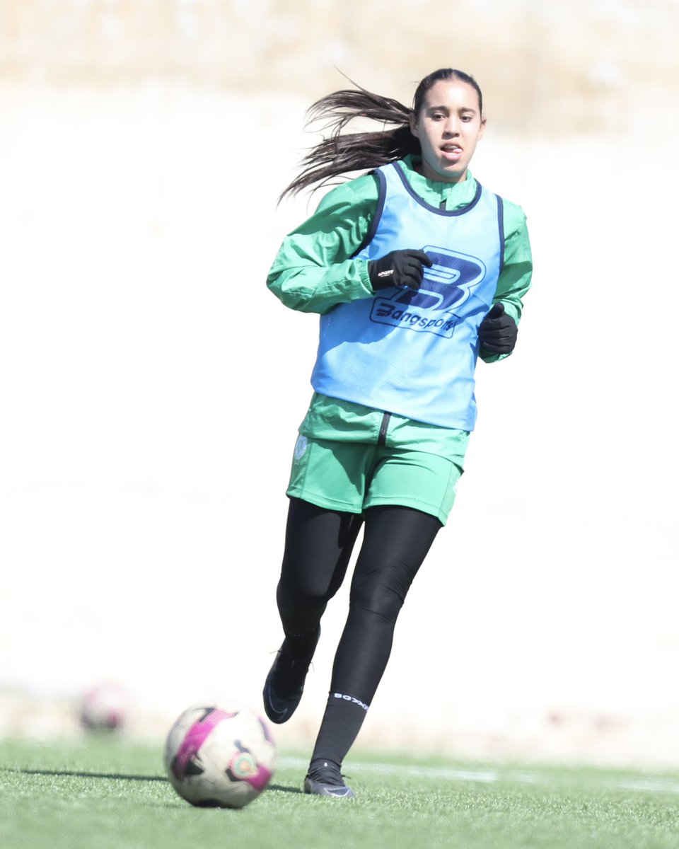 RCAwomen's tweet photo. العمل مستمر بوتيرة متصاعدة تحضيرًا لمباراة السبت ⚡💚 https://t.co/8v2TFX2qQY