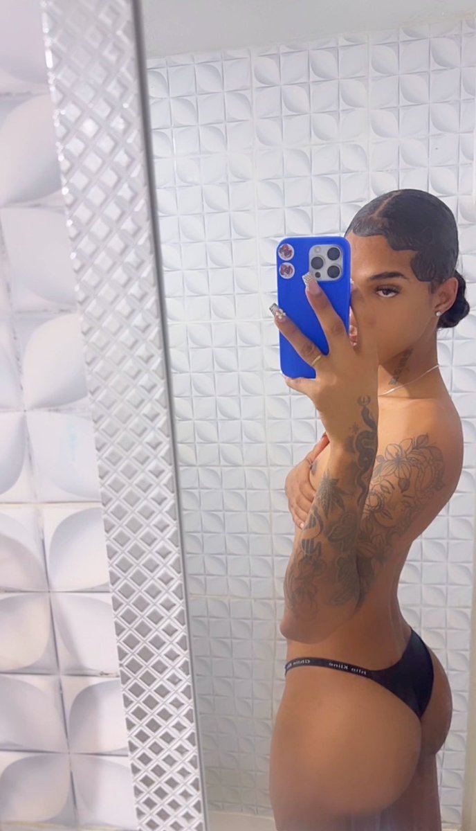 Quiero que me siguen bien rico hoy😈🤤