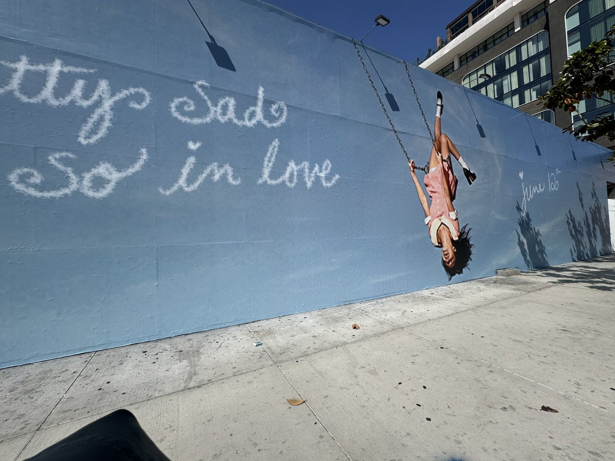 Olivia Rodrigo Daily tweet media