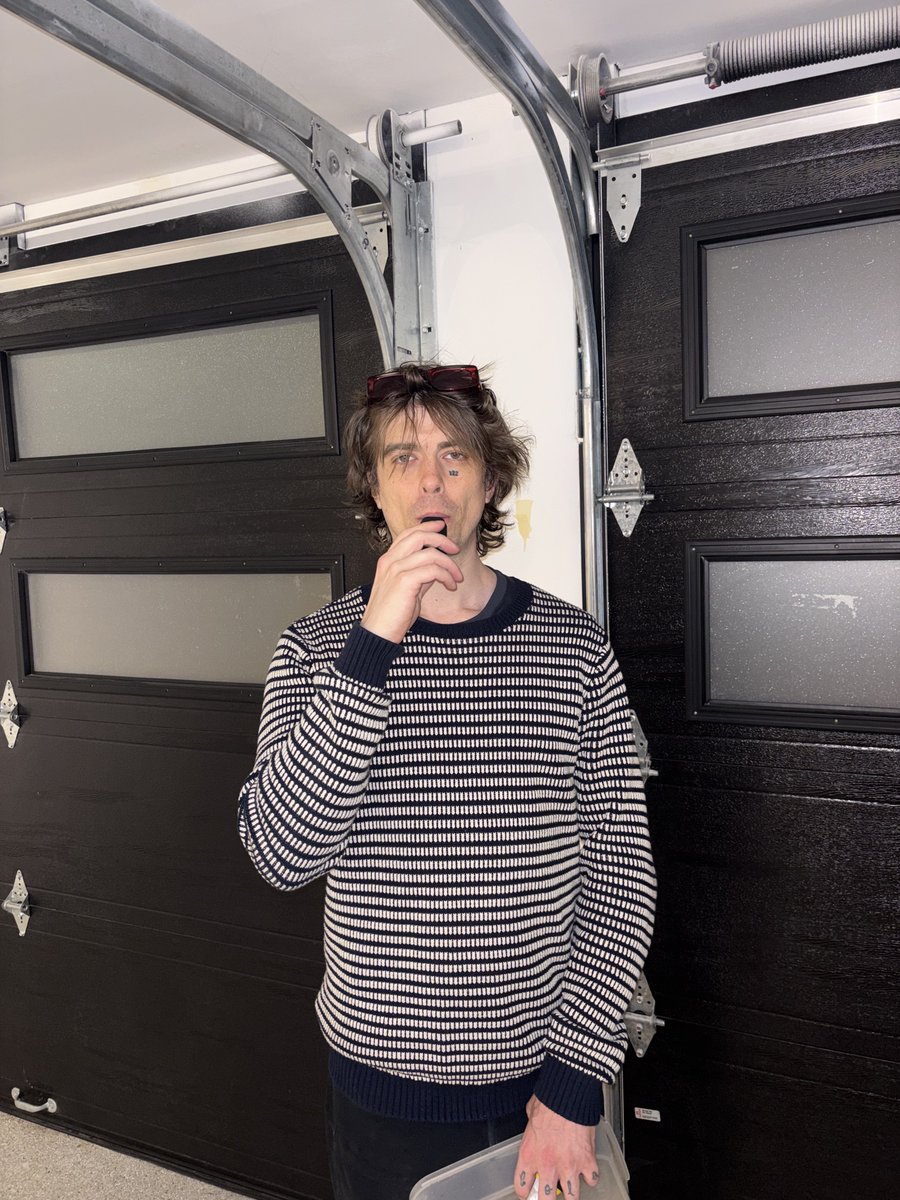 dearlola1 tweet media