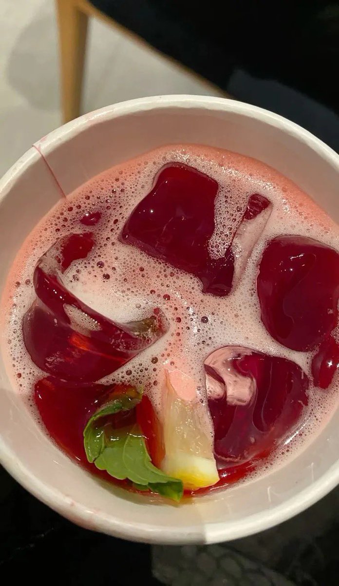 mood swing tweet media