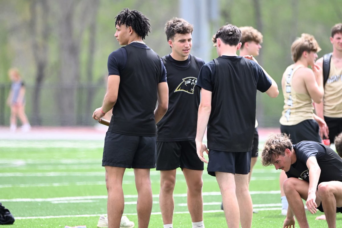 CamIngram02's tweet photo. Had a great day at the Marion county meet  
1st LJ-20.2
2nd TJ-39.8
4th HJ-5’10 https://t.co/jeUv78Yglp