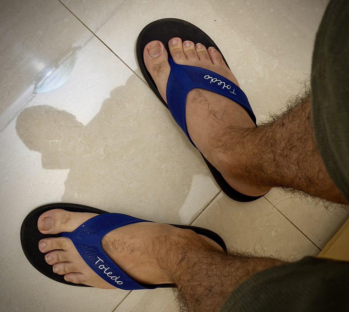 AlexH2234's tweet photo. Ven y besa mis pies 👣 https://t.co/jkzpkO5apP