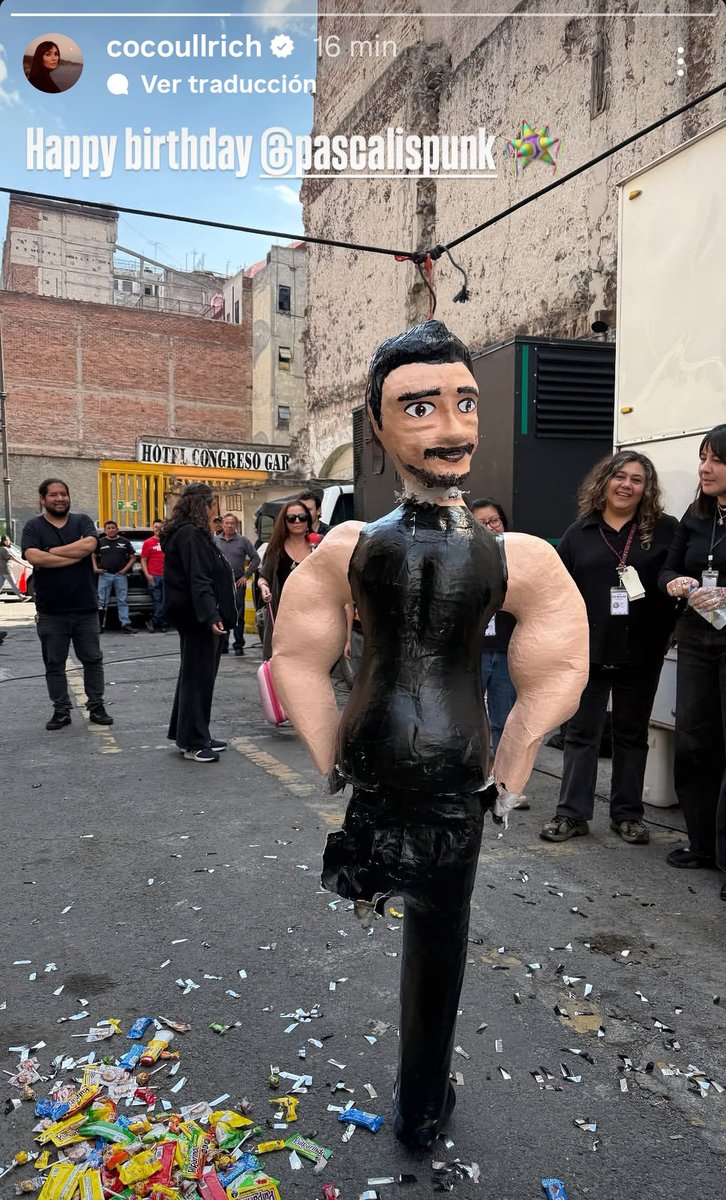 Guel... Din Djarin's wife 💜🌌 tweet media