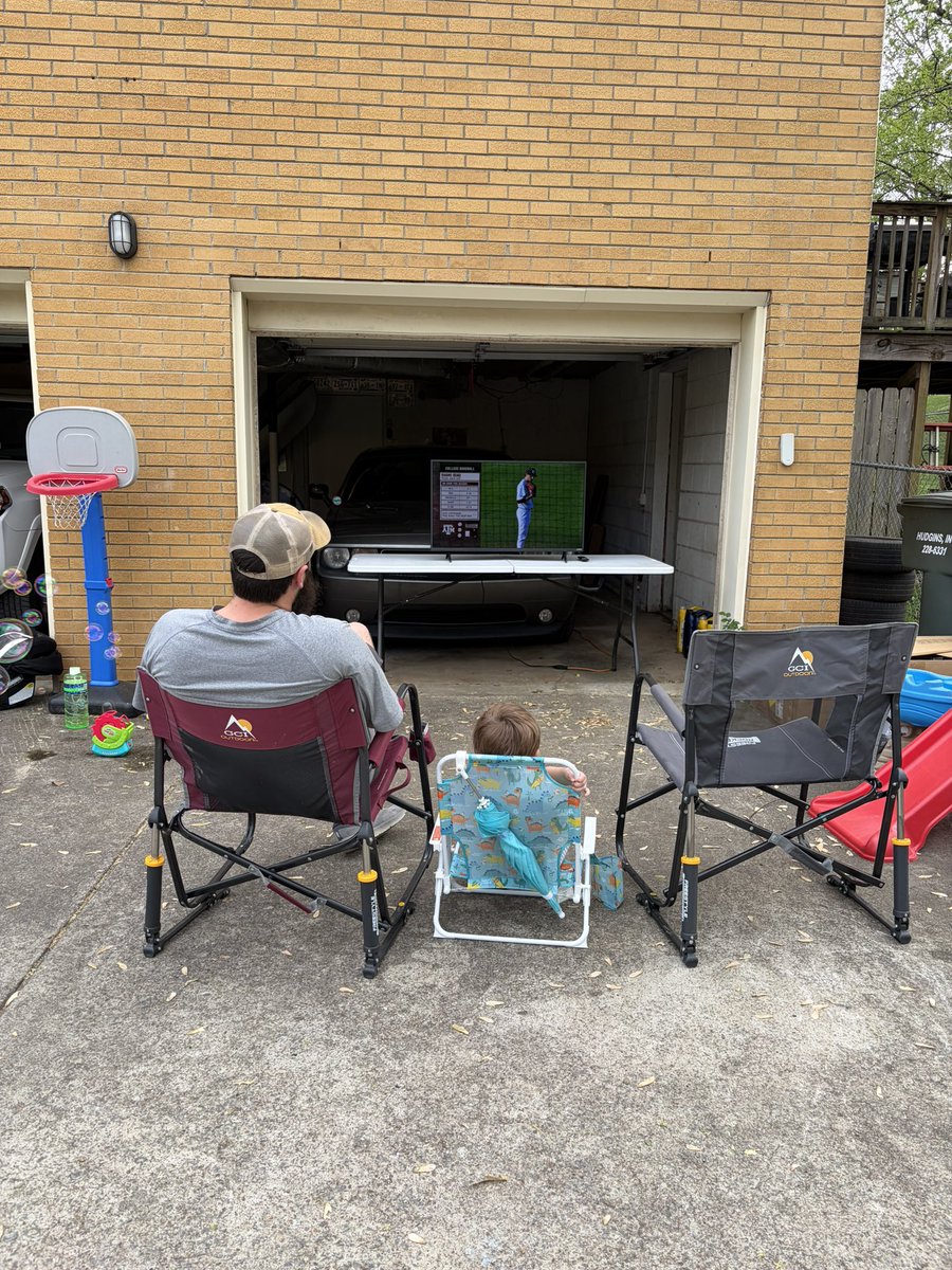 Kendall Taylor tweet media