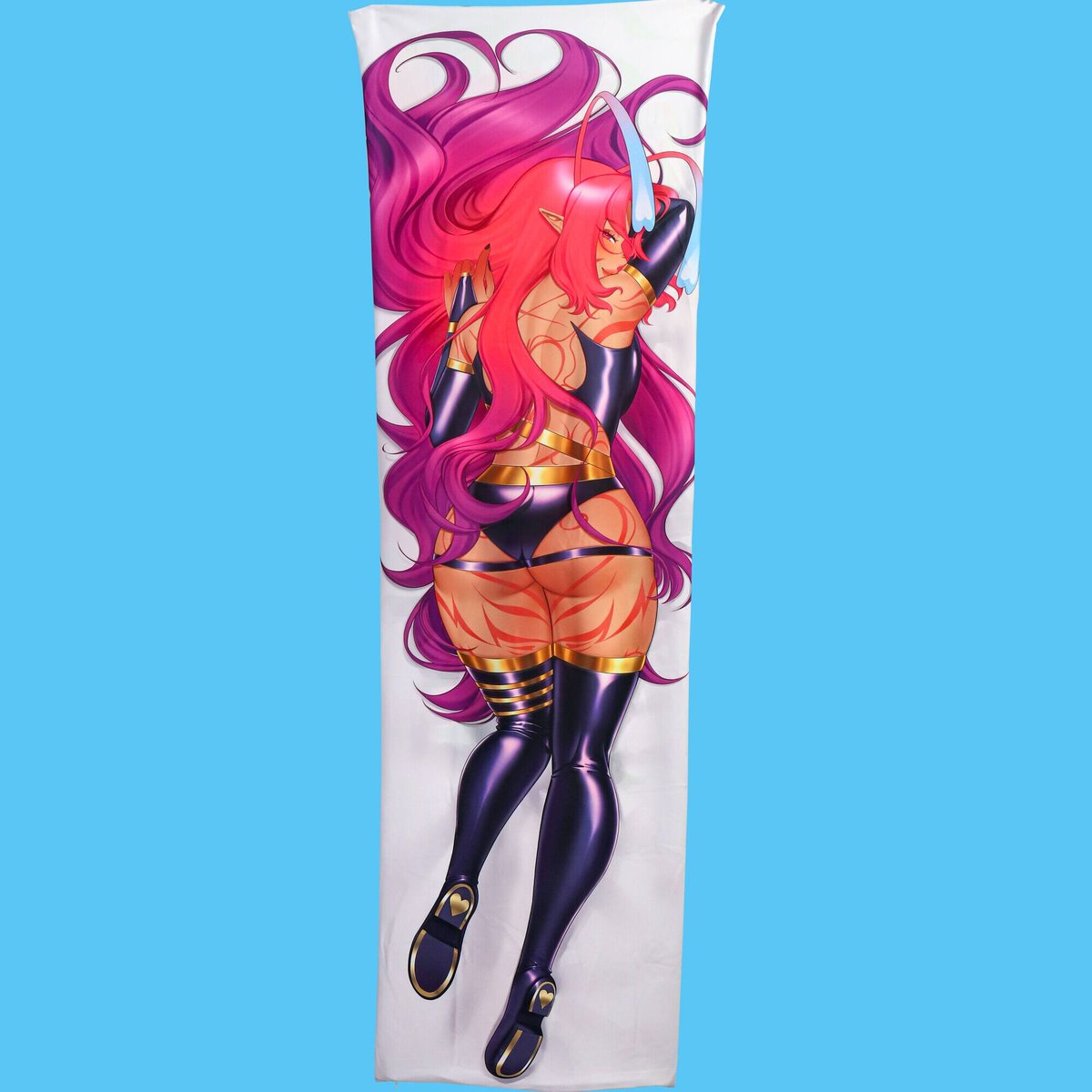 RaechitMerch tweet media