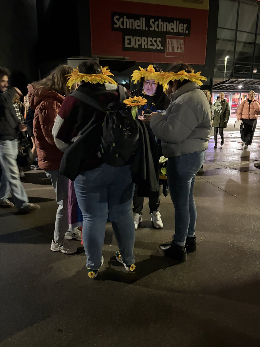 mars ψ heard no control live tweet media