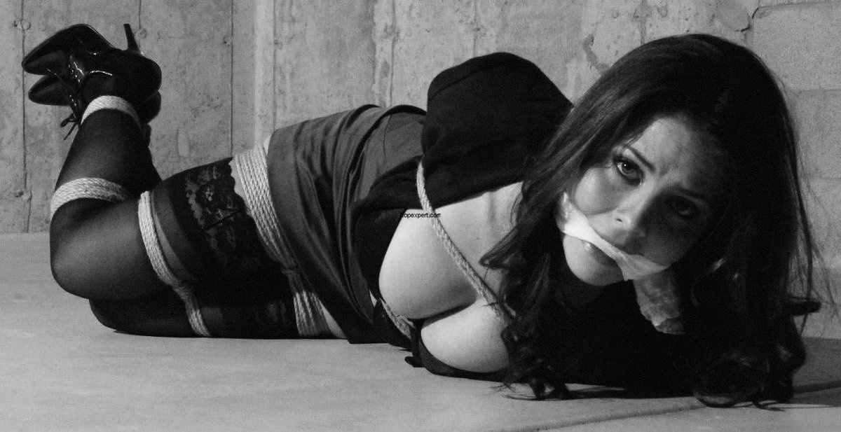 الأميرة نورة 🚬 tweet media