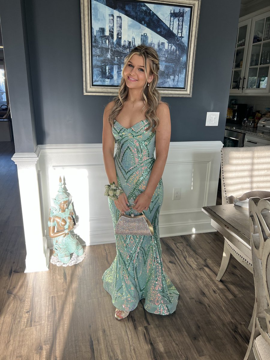 Amber Buchetto - T3 Live tweet media