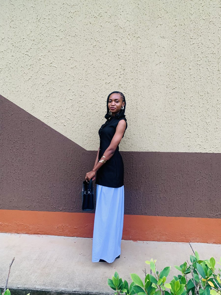 godmother tweet media