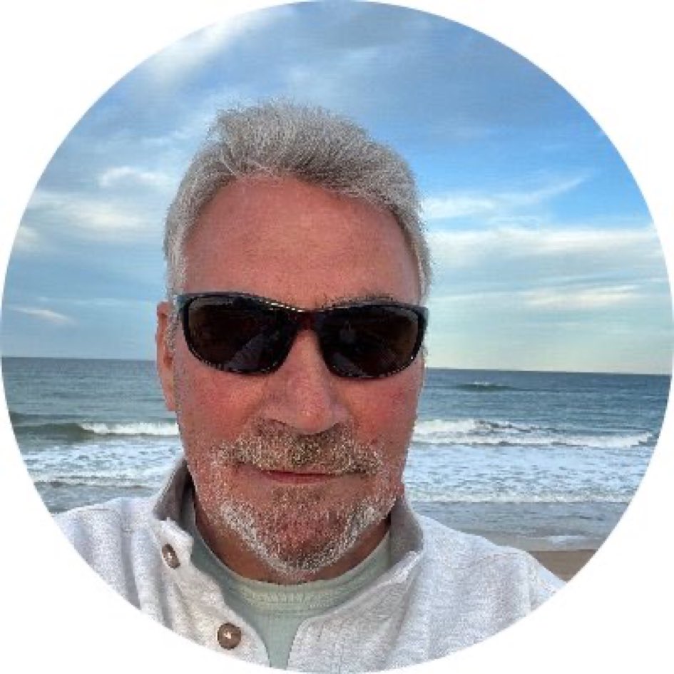 Peter Pluto tweet media