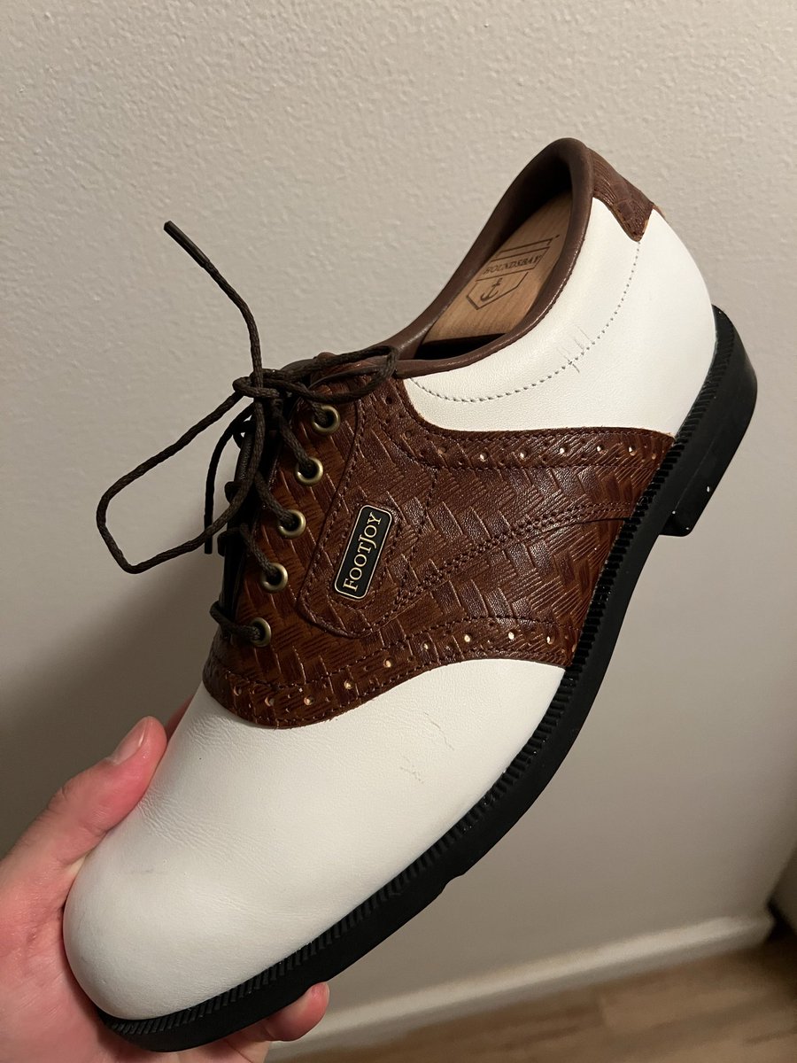 Chaz Golfs tweet media