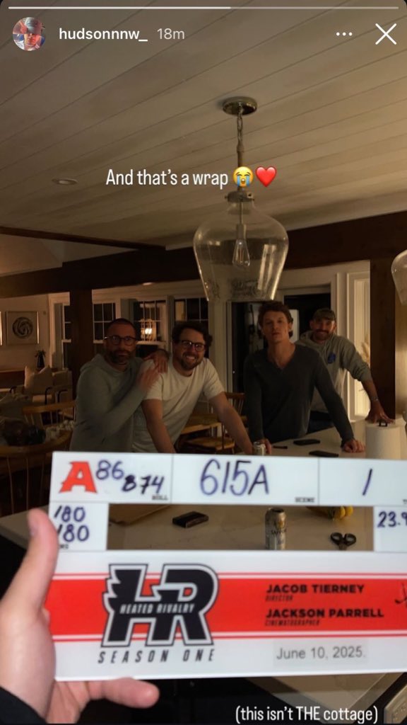 letícia tweet media