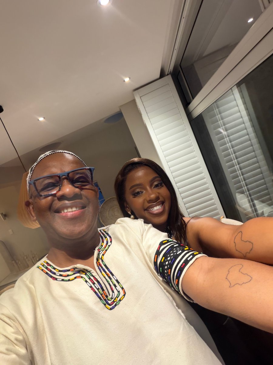 Dali Mpofu tweet media