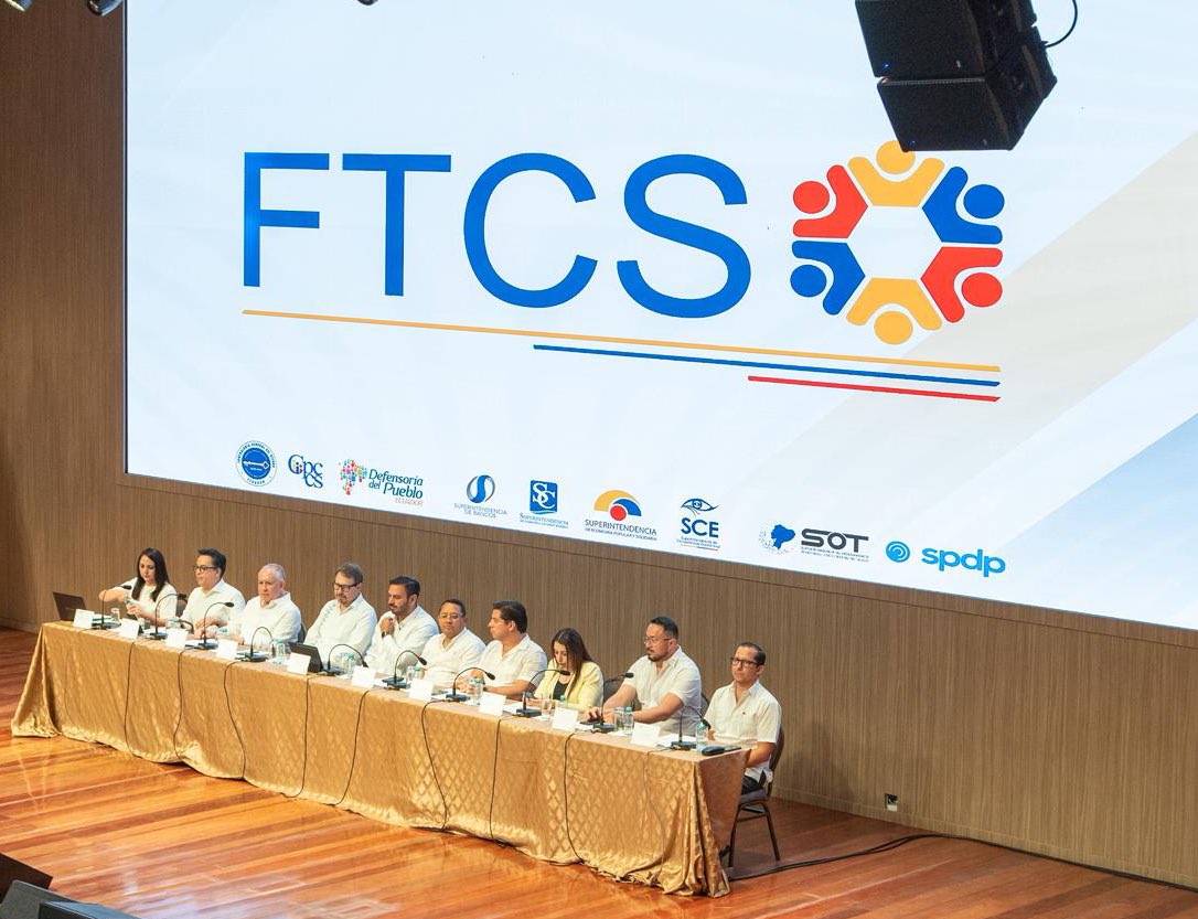 Defensoría del Pueblo de Ecuador tweet media