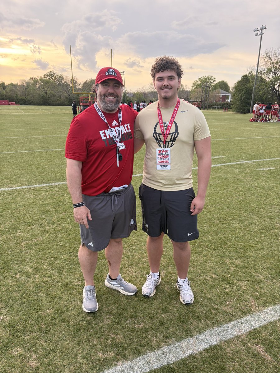 HudsonOliver66's tweet photo. Had a great day at @JaxStateFB thank you for having me and others at practice today @CoachARoss!!!! https://t.co/rHQ6ZrYtgf