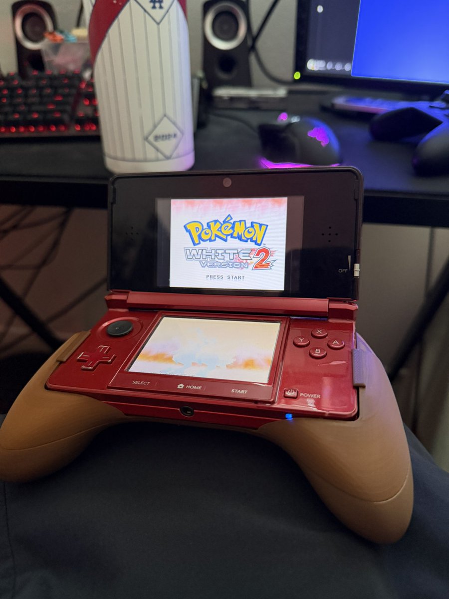 Damian/Fookuh tweet media