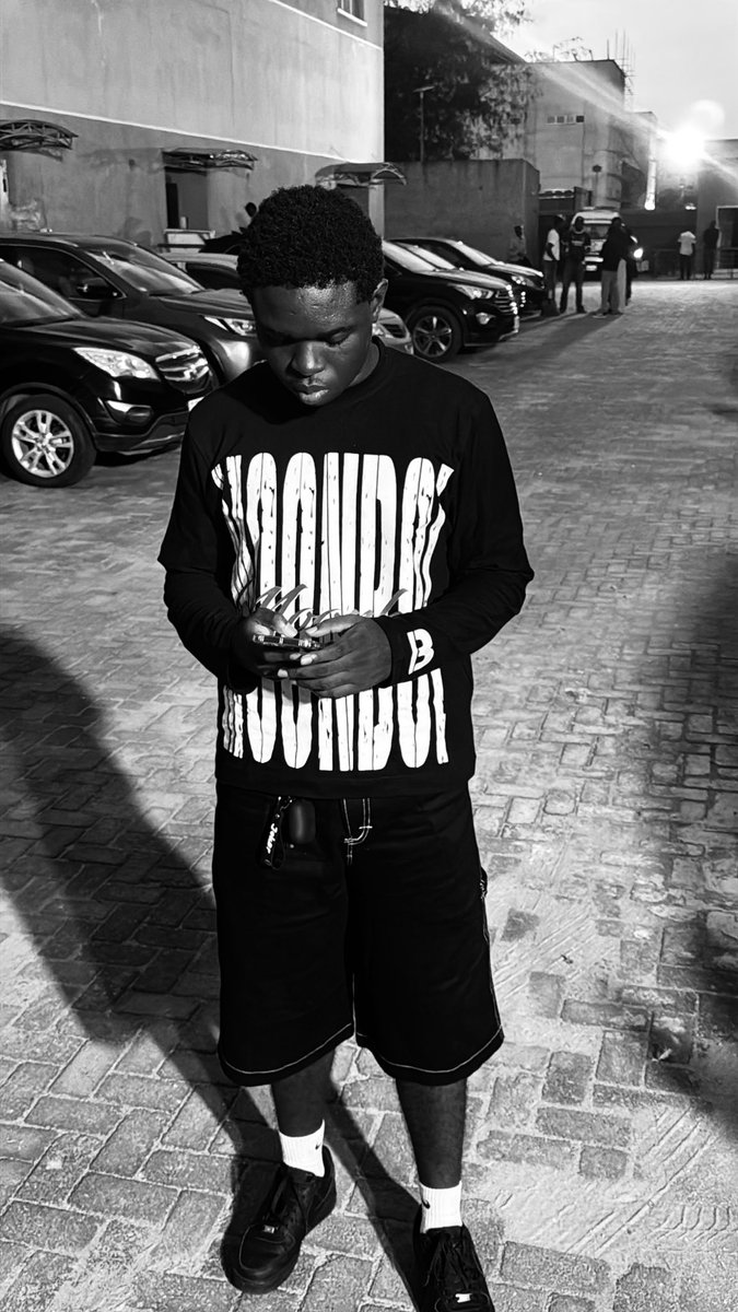 Lasisi 🇬🇧 tweet media