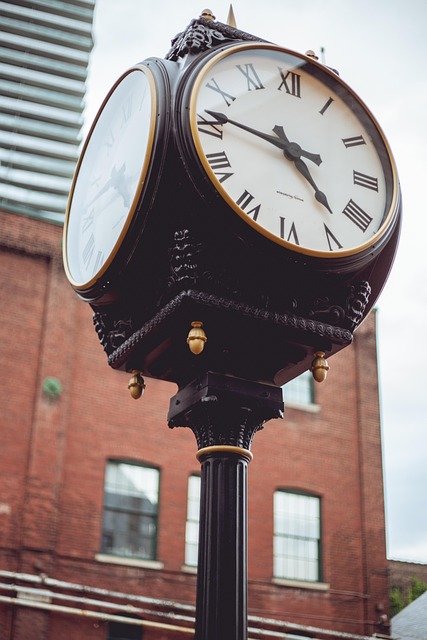 Mark Lewis tweet media