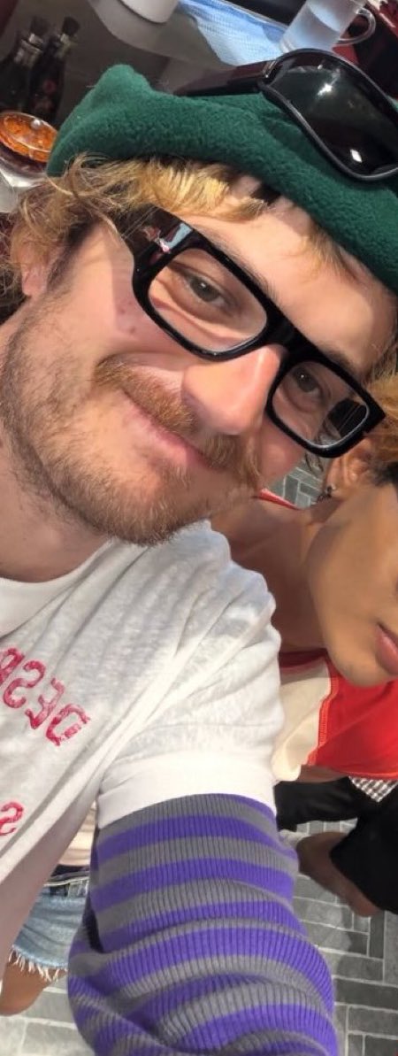 ⋆˙⟡ paige 🎱 tweet media