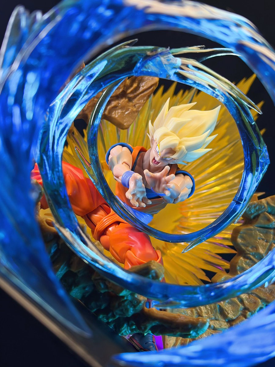 Furakusu tweet media