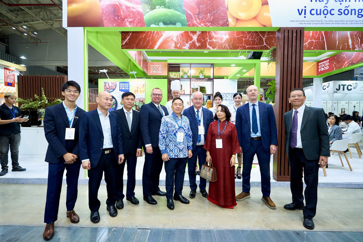 pharasimowicz's tweet photo. THE 13TH INTERNATIONAL EXHIBITION – FOOD &amp; HOSPITALITY VIETNAM 2026
“FOOD &amp; BEVERAGE INGREDIENTS, KITCHEN TECHNOLOGIES, RESTAURANT &amp; HOTEL SOLUTIONS IN VIETNAM”
📜 🇬🇧 https://t.co/1cao7hEda5
📜 🇻🇳 https://t.co/xa7M2MvaoT
24 – 26.03.2026, HCMC, Vietnam https://t.co/G4zQIF0fqu