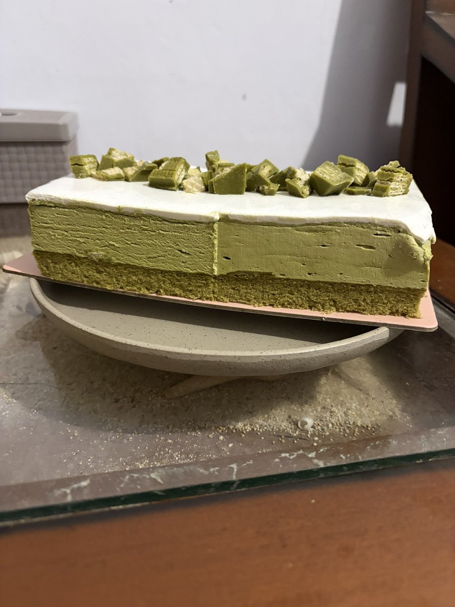 lip 🪸 tweet media