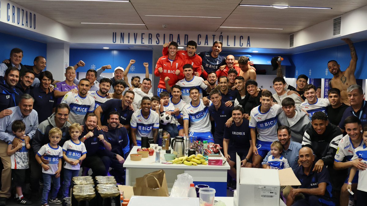 Cruzados's tweet photo. 𝐓𝐎𝐃𝐎𝐒 𝐉𝐔𝐍𝐓𝐎𝐒 ⚪🔵

A seguir fuertes #LosCruzados, ¡por la Libertadores! 👊 https://t.co/YXeqHfwSzt