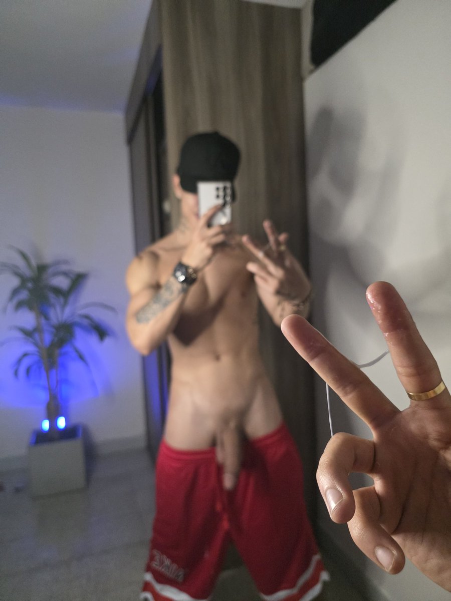 Randy A'g tweet media