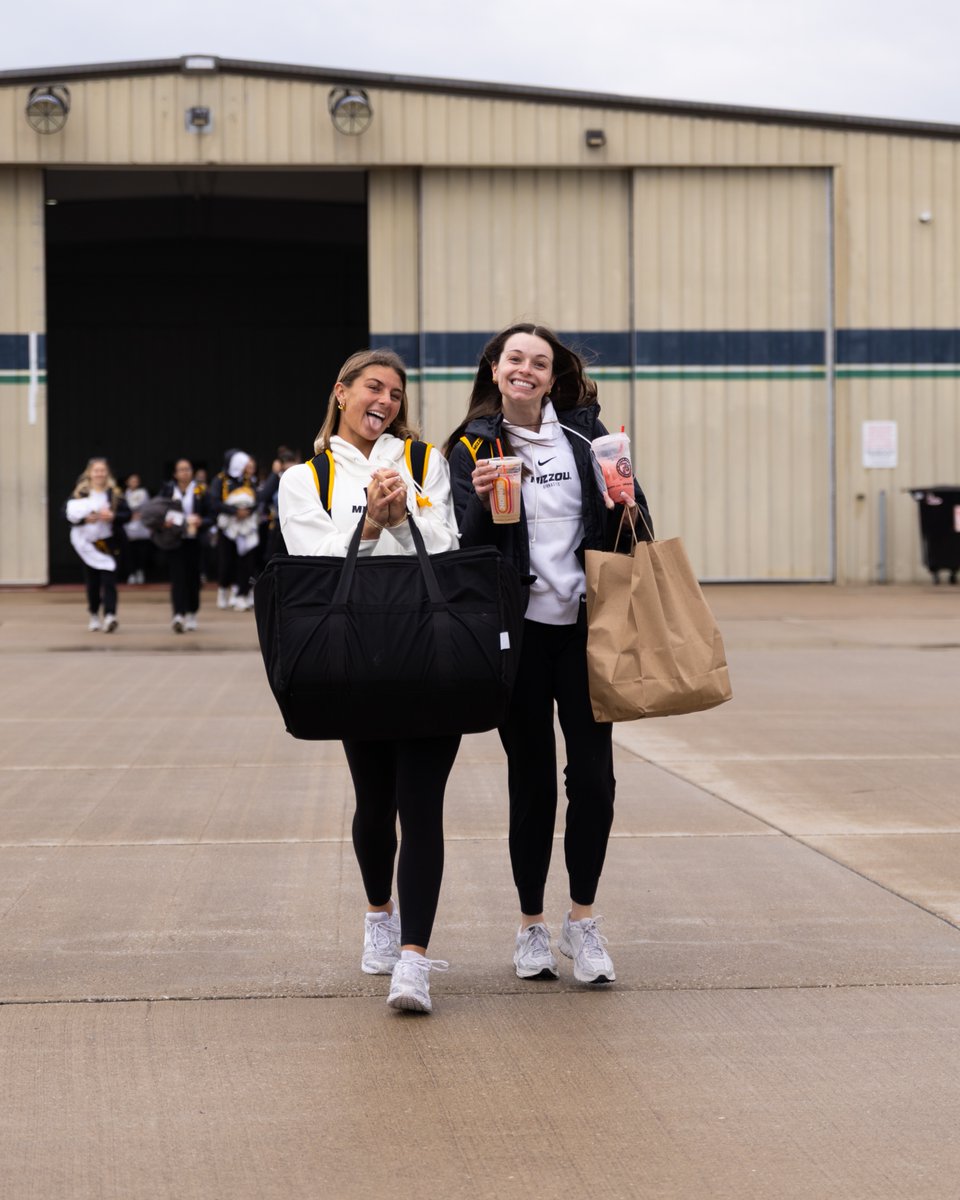 MizzouGym's tweet photo. The crew is headed to Lex 🛫

#MIZ 🐯// #FlyCOU https://t.co/8kYwBi4ZxA