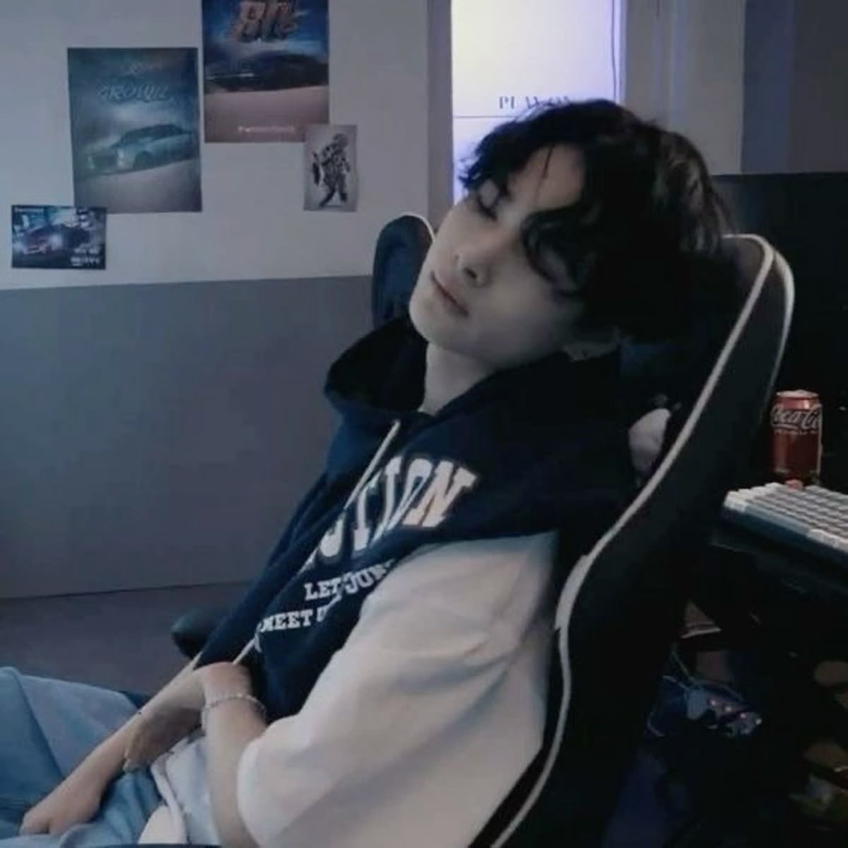 うみ — อุมิ tweet media