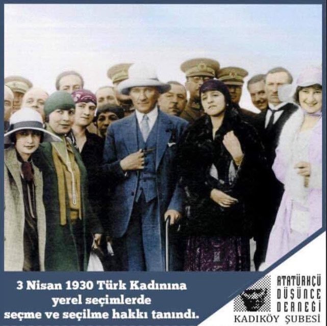 3 Nisan 1930 - Türk Kadınına yerel seçimlerde seçme ve seçilme hakkı tanındı. Kutlu olsun. 
Büyük #Atatürk’e ve Kemalist devrimcilere minnetle…

Medeni Kanun ile hukuksal olarak erkeklerle eşit haklara sahip olan Türk kadınına, TBMM tarafından 3 Nisan 1930’da yasa ile belediye